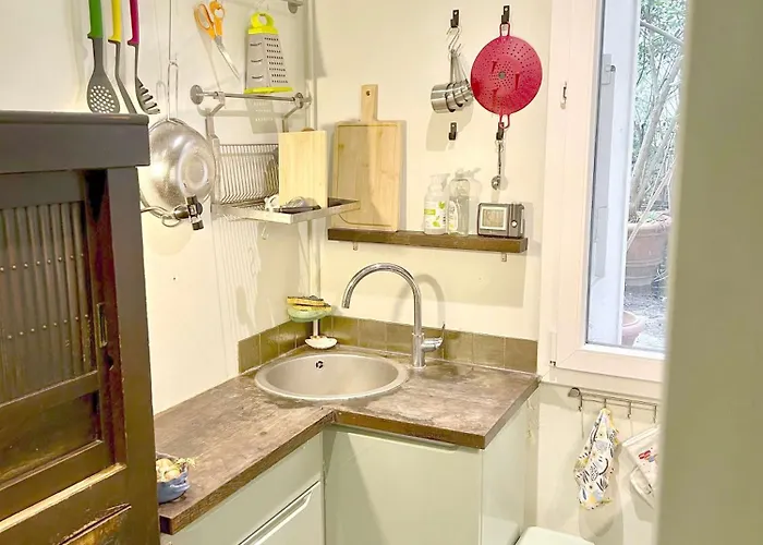 Carreau Du Temple Marais Apartment