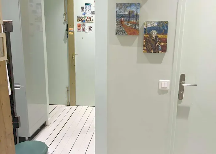 Carreau Du Temple Marais * Paris