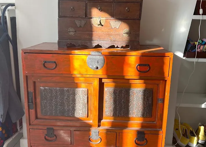 Carreau Du Temple Marais * Paris